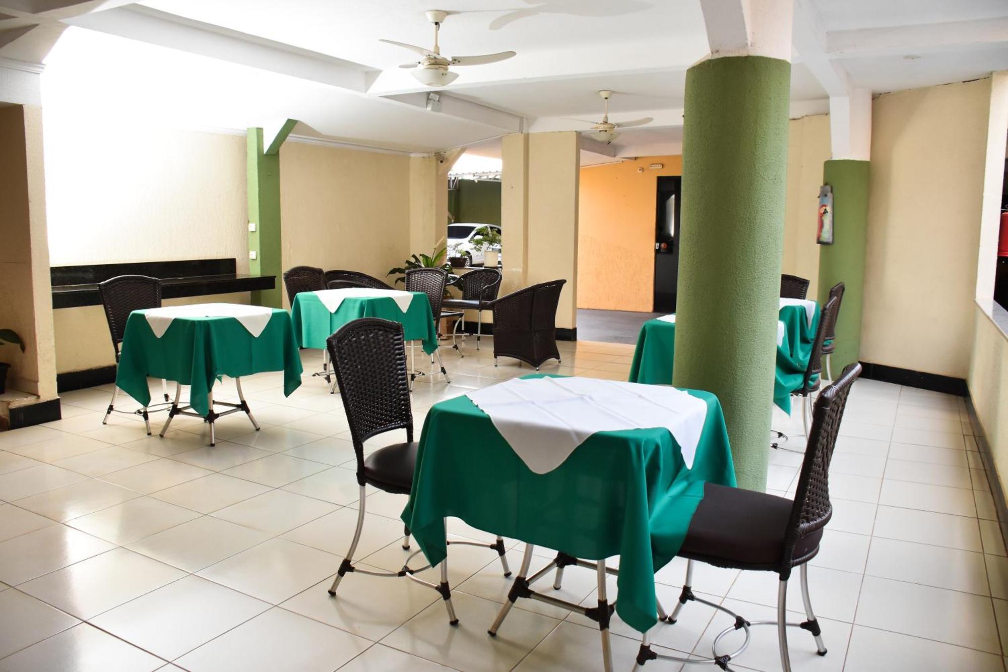 Hotel Casa Nova Várzea Grande Esterno foto