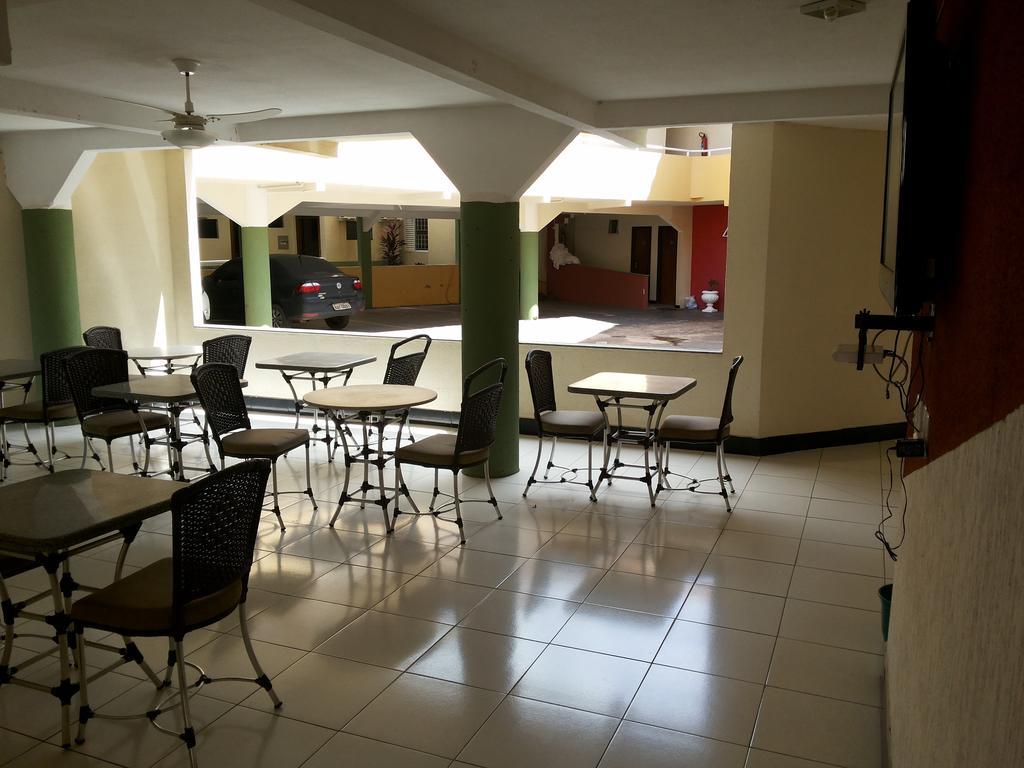 Hotel Casa Nova Várzea Grande Esterno foto
